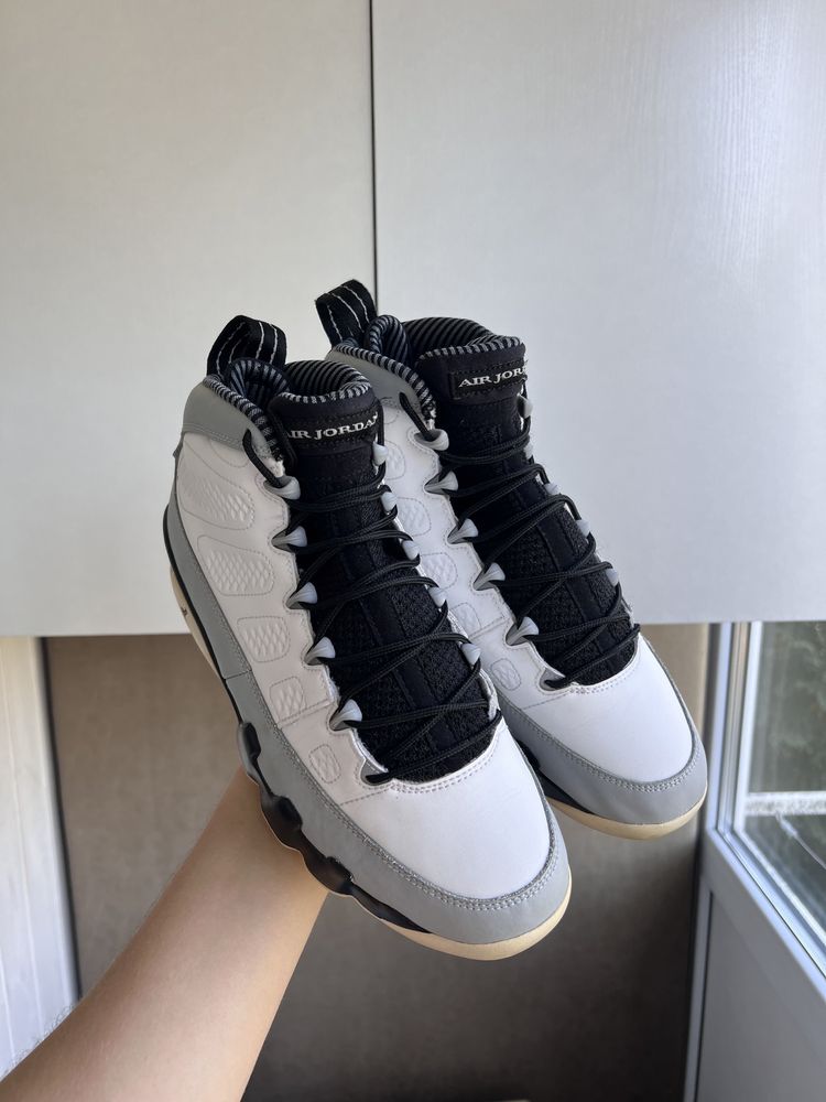 43 / Оригінальні кросівки чоловічі  Jordan 9 Retro Barons