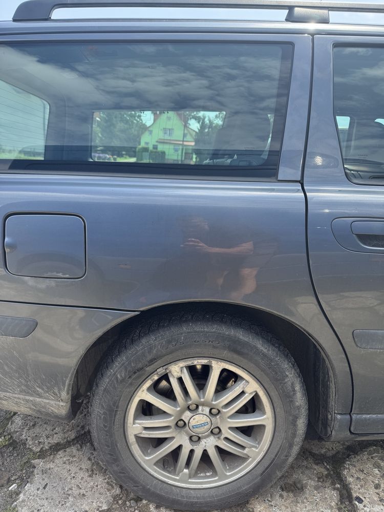 Volvo v70 2.4d 2003r