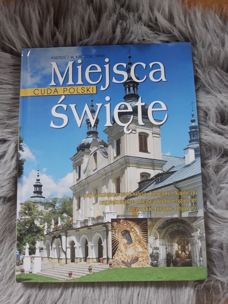 Książka Miejsca Święte w Polsce