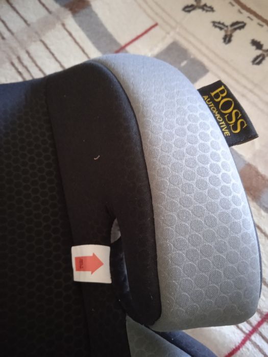 Автокресло(сидушка) для ребенка от 7 лет..От 25 до 36 кг. До 125  см.