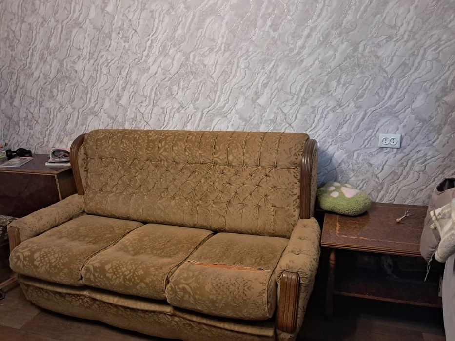 Диван Клара самовивіз 500грн