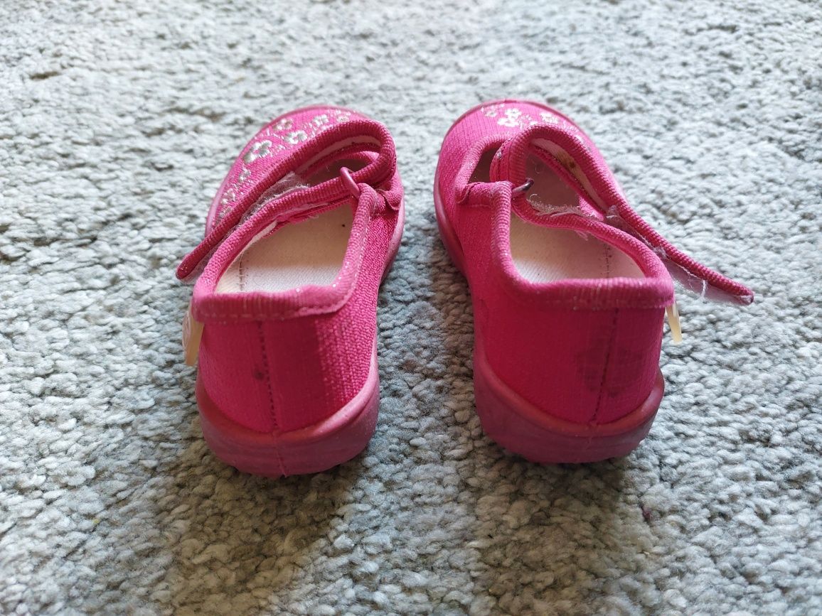 Buciki buty kapcie dla dziewczynki rozmiar 19 Befado