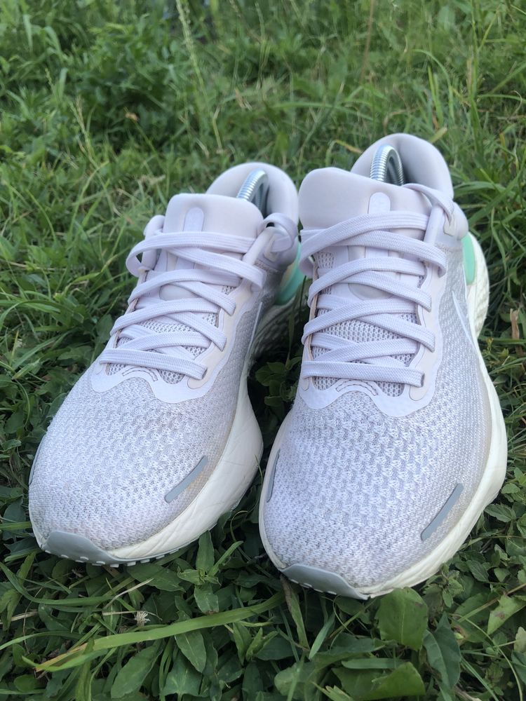 Кросівки Nike Zoomx Invincible Run