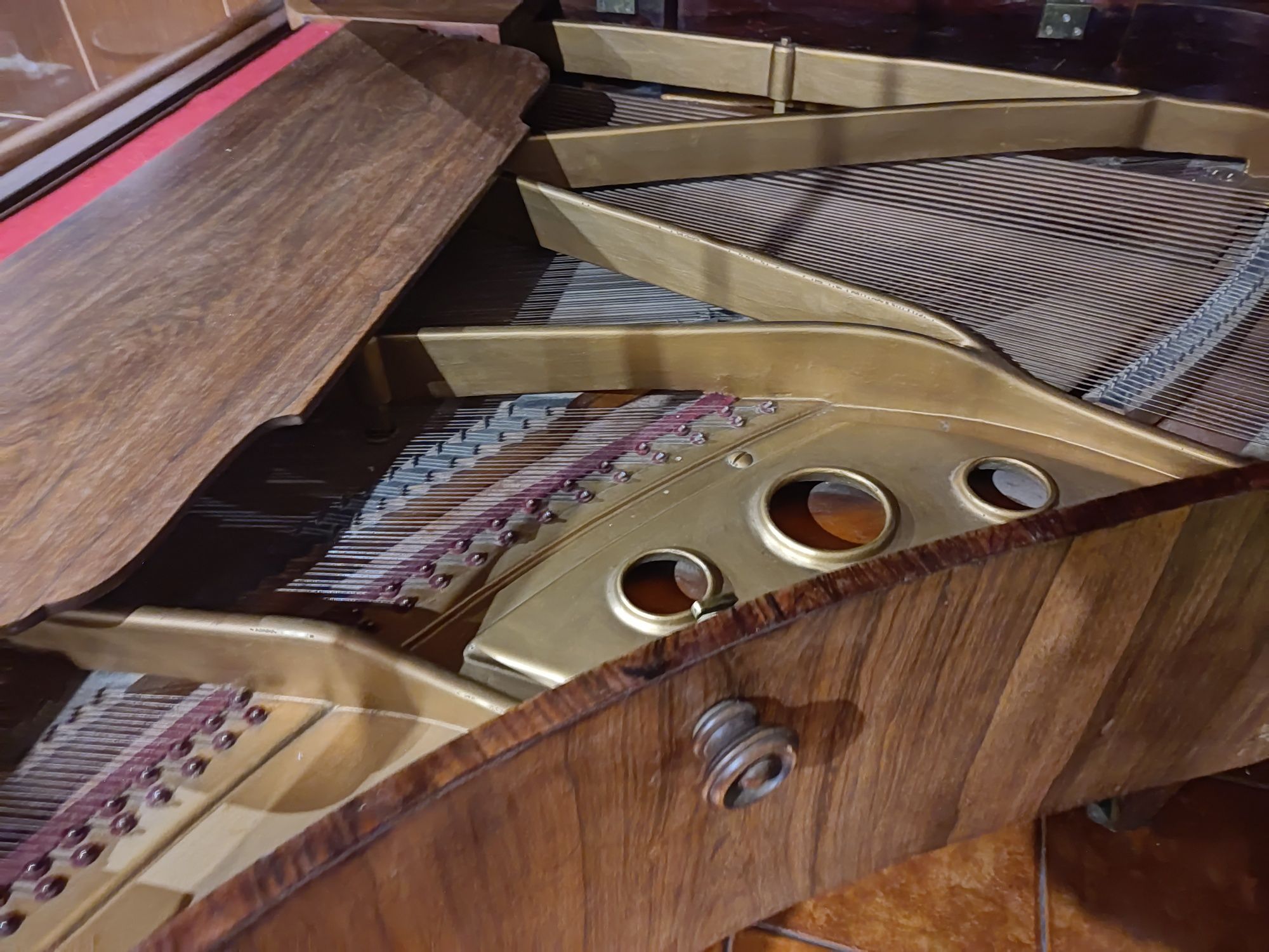 Piano em muito bom estado