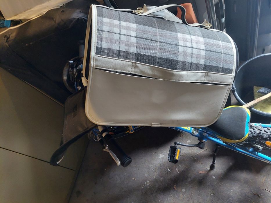 Transporter dla zwierząt plus maszynka do strzyżenia dla zwierząt