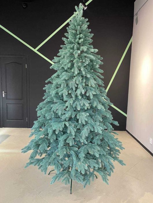 Ялинка лита голуба, штучна