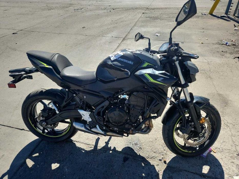 2024   KAWASAKI ER650 P