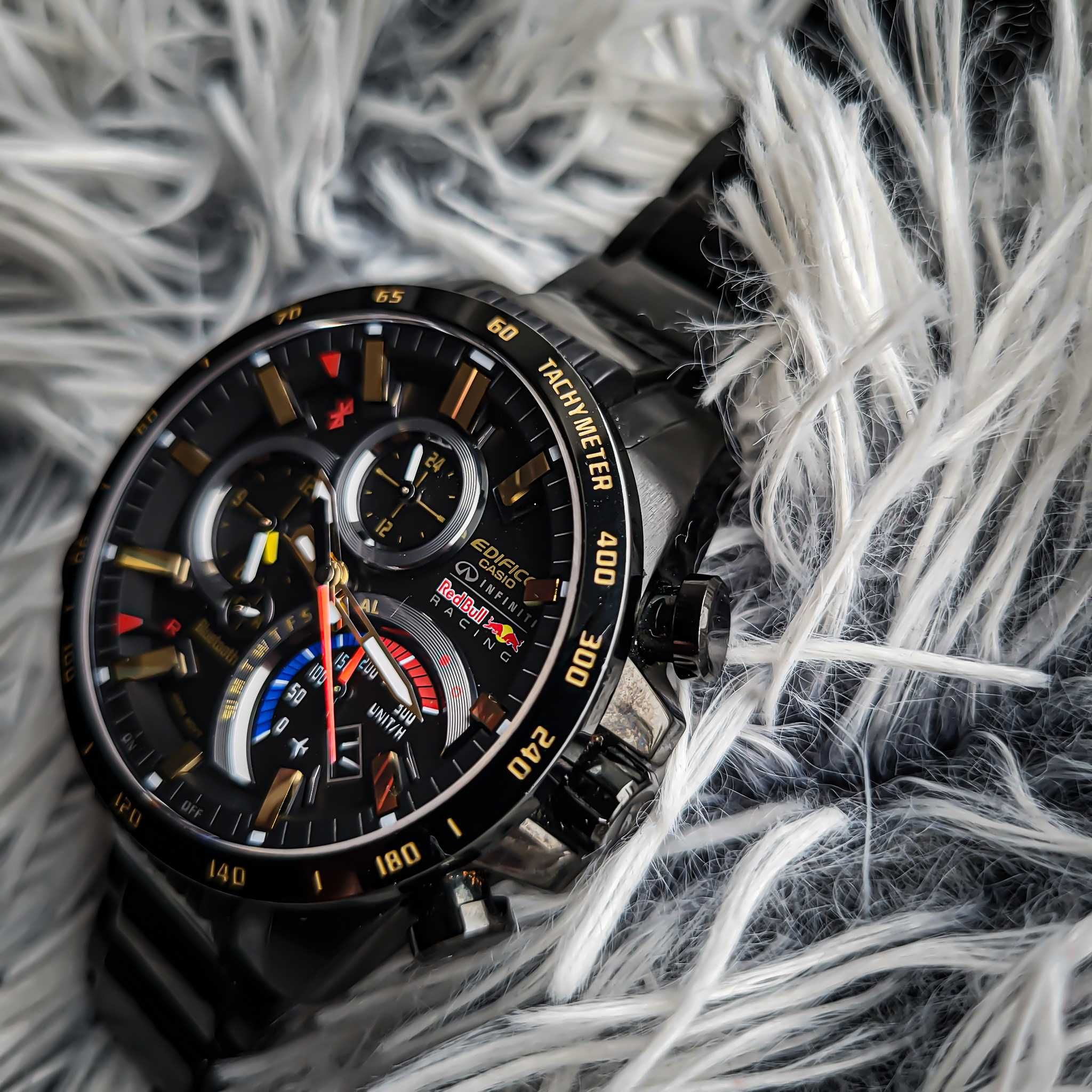 Zegarek Casio Edifice Red Bull Racing EQB-500RBK-1AER