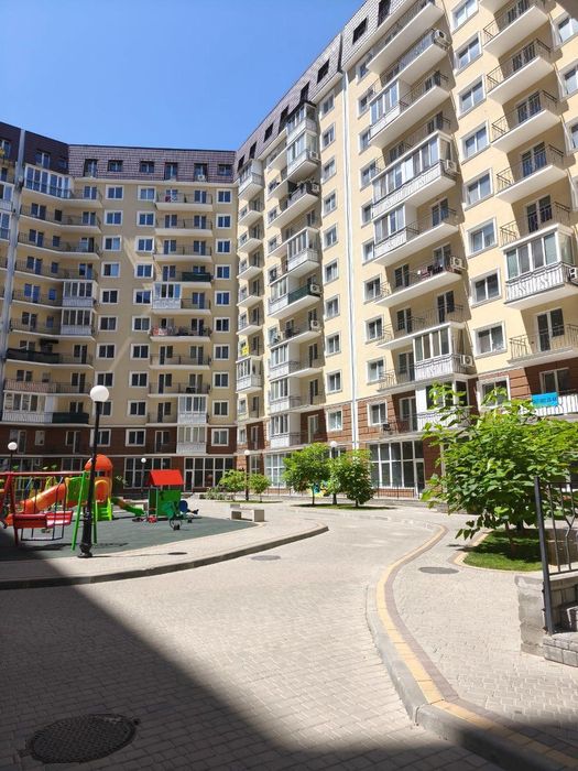 Продам 2-ком. квартиру в новом ЖК Континент. Таирова.(166-116)