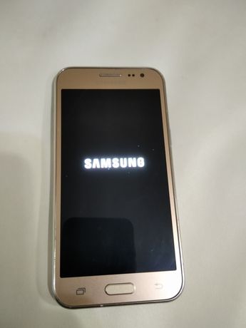 телефон Samsung galaxy J 2