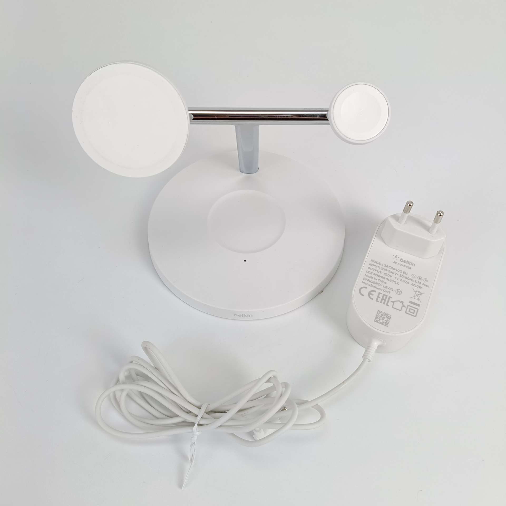Ładowarka bezprzewodowa Belkin 3in1 MagSafe Biała