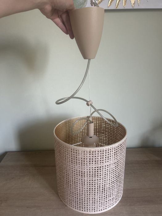 Lampa w stylu boho pleciona