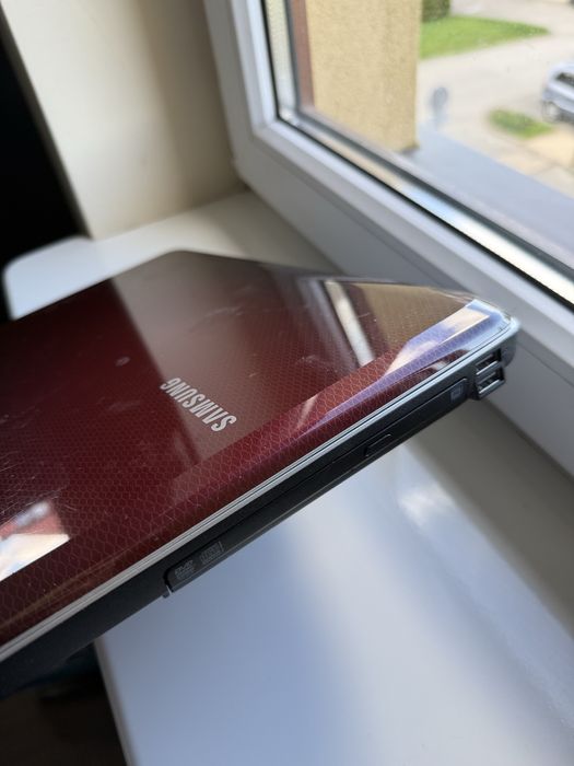 Laptop Samsung R530