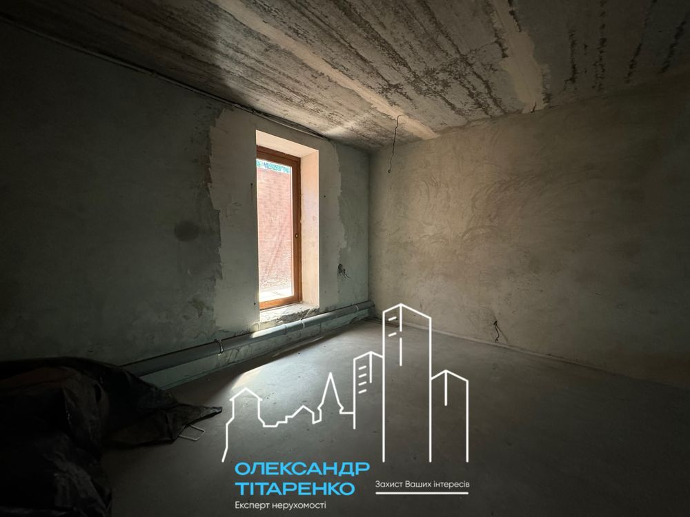 Комерційне приміщення біля «Гала Готелю»!