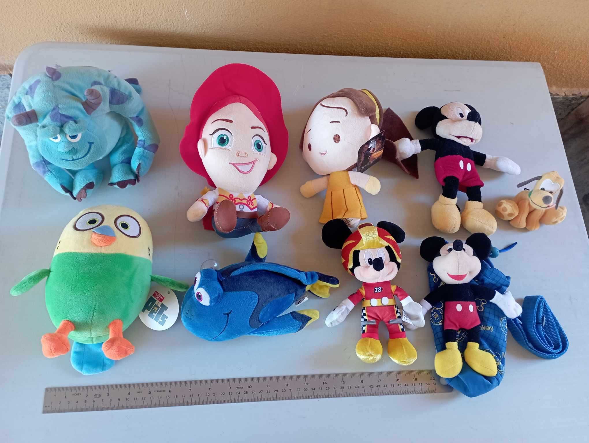 Peluche novos - ver outras fotos - Disney, Marvel, Minions, etc