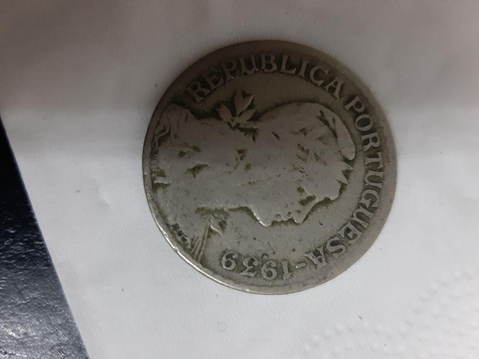 Numismática  - Várias moedas de escudo