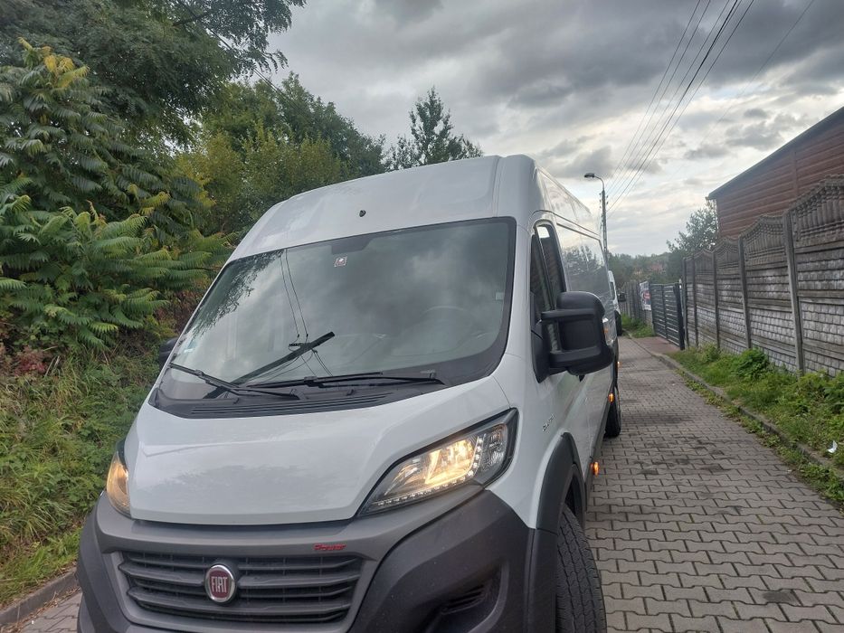 Wynajem busów Fiat Ducato