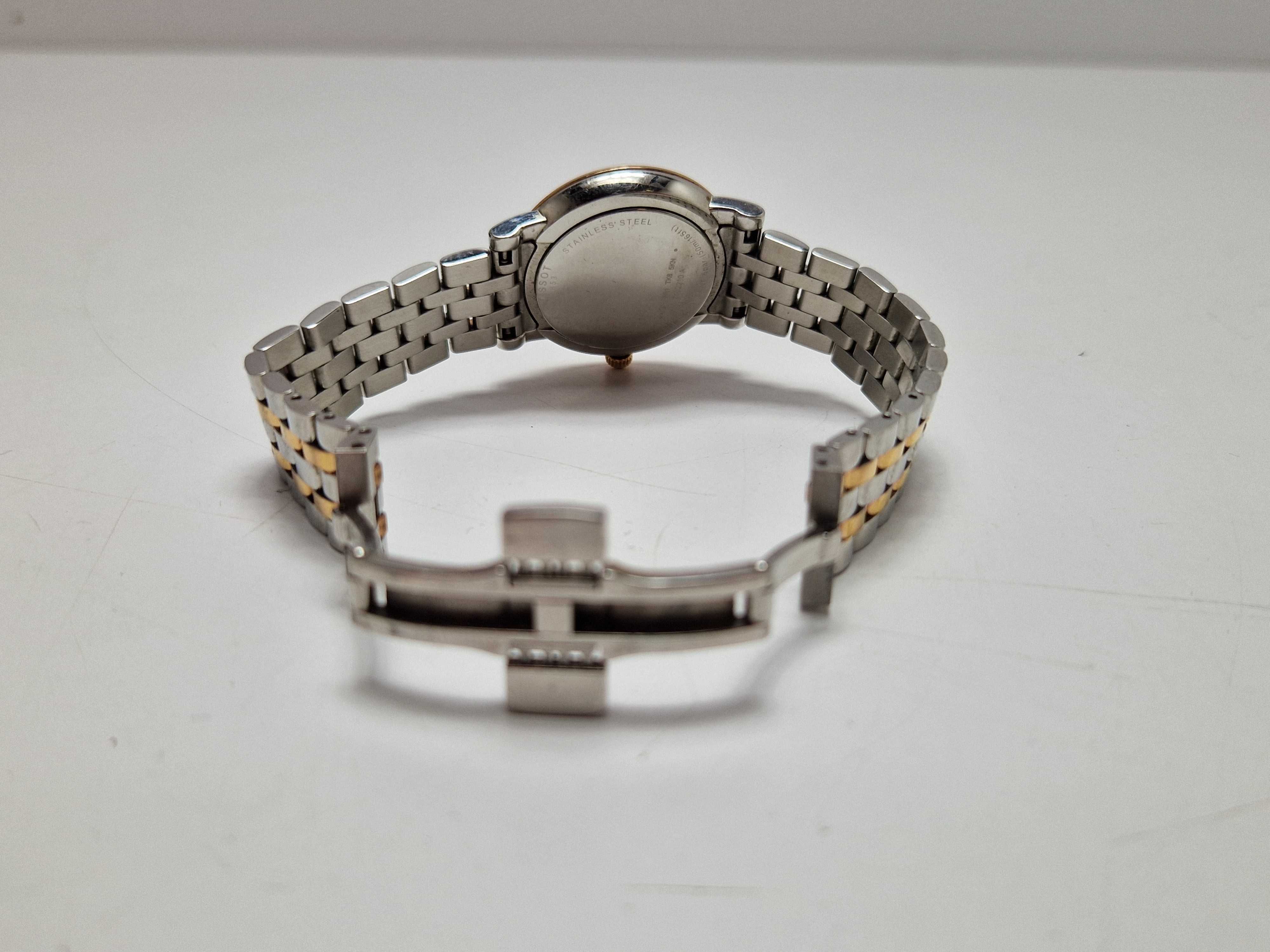 Zegarek damski Tissot Carson Premium Lady T122.210.22.033.01