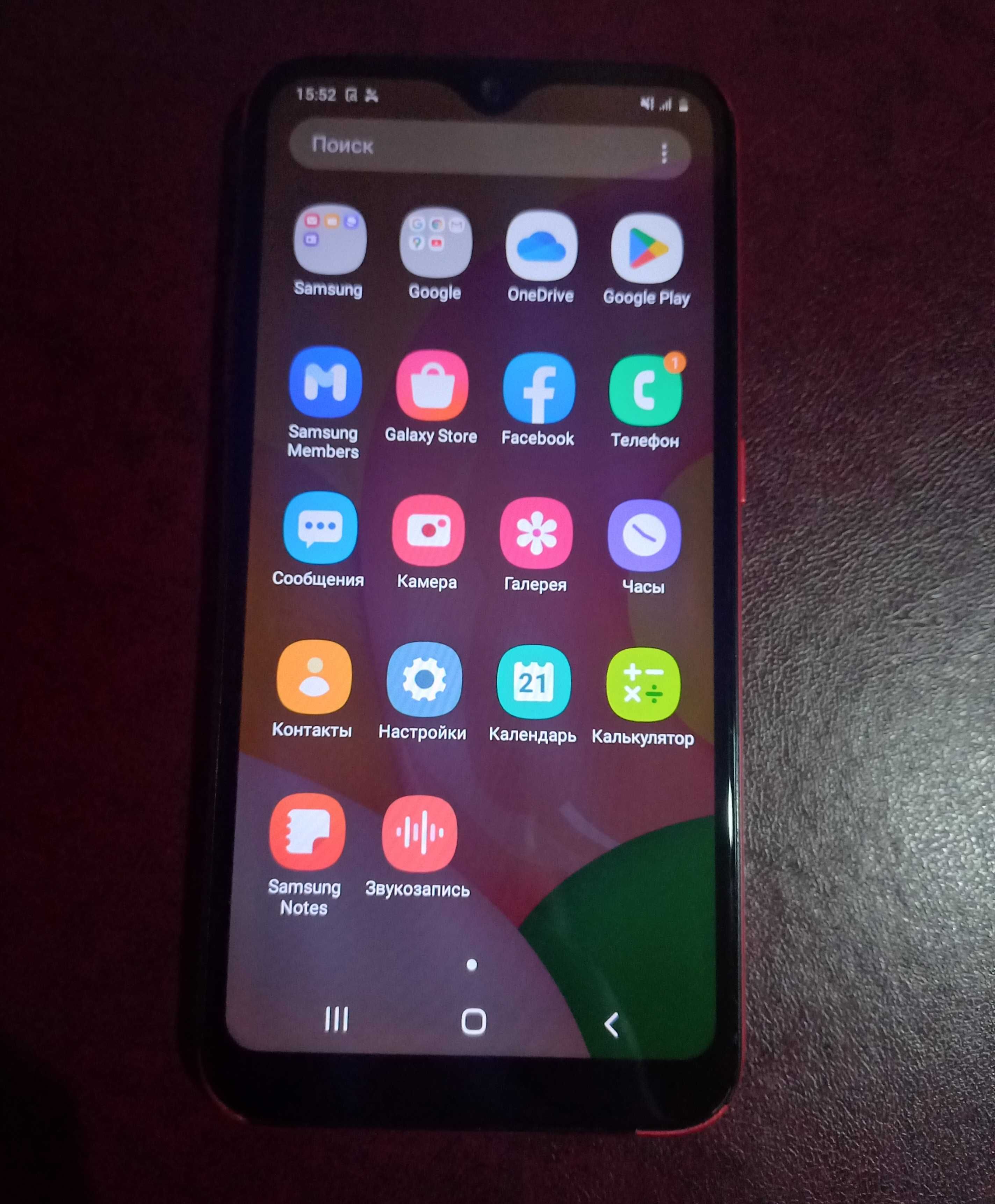 Samsung Galaxy A01 червоний (SM-A015F)