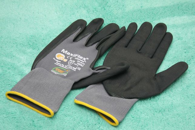Защитные рабочие перчатки MaxiFlex Ultimate 42-874
