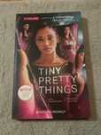 Livro Tiny pretty things