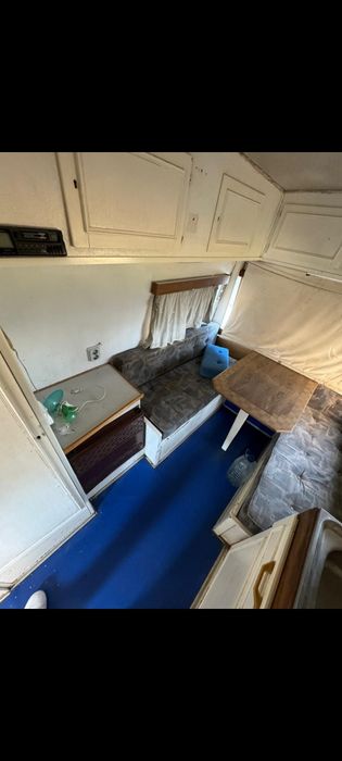 Autocaravana com casa de banho