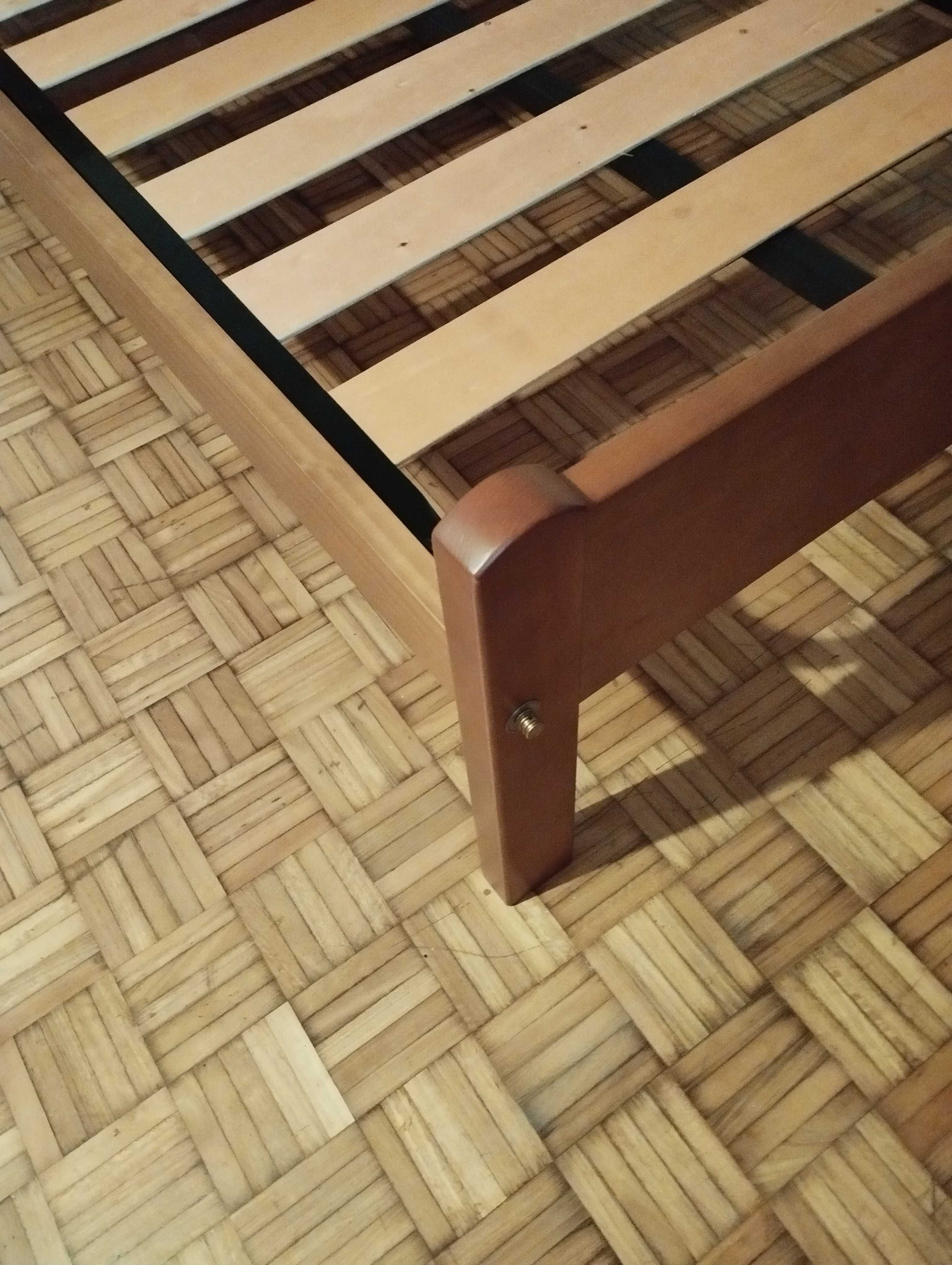 Cama madeira massica