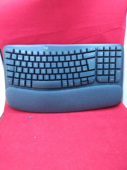 klawiatura logitech wave keys bluetooth na wszystkie sytemy wygodna