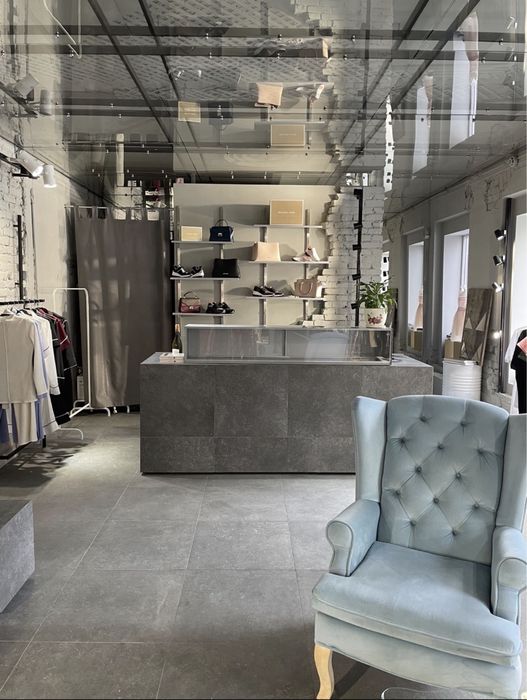 Продається готовий бізнес -магазин та ательє одягу