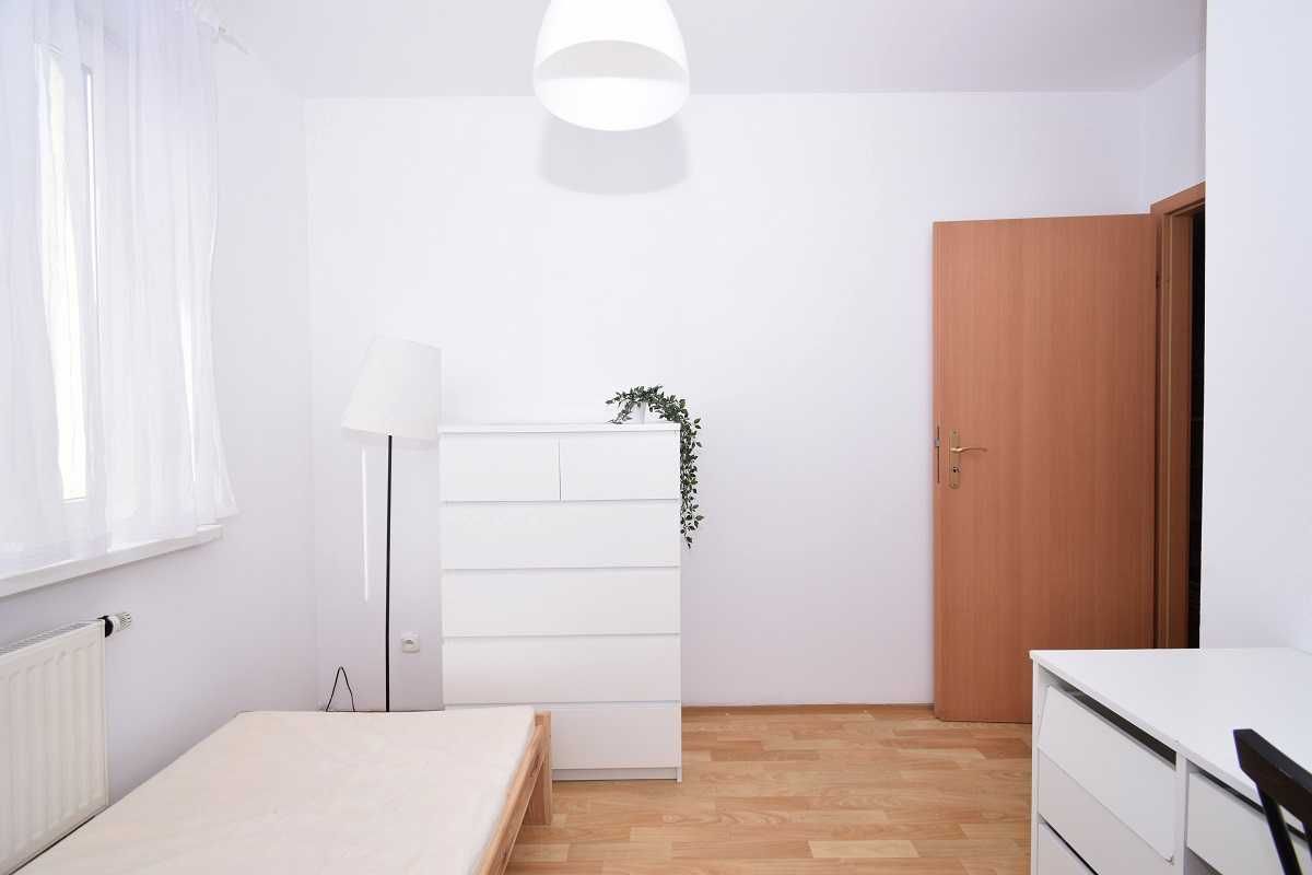 Mieszkanie 2 pokoje, oddzielna kuchnia, 43,8 m2, ul. Rataje