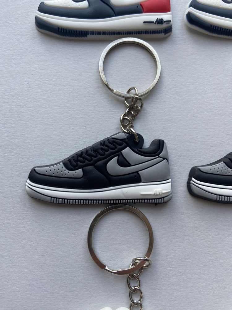 Брелок Air force 1 jordan кросівки кросівок dri fit court  Брелок Nike