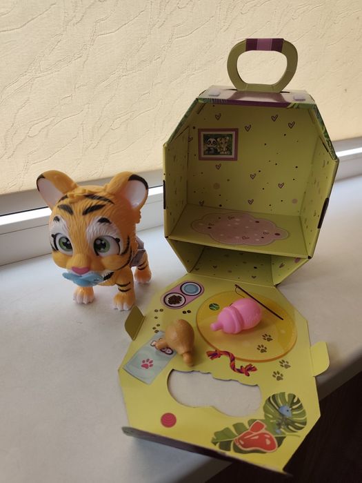 Ігровий набір Simba "Pamper Petz Тигреня" що п'є і пісяє