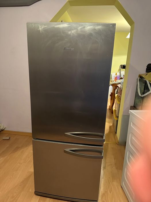 Lodówka Amica wolnostojąca 150cm