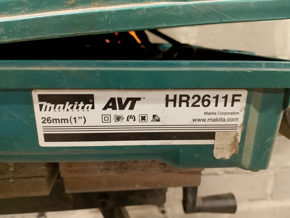 Makita HR2611F młotowiertarka walizka