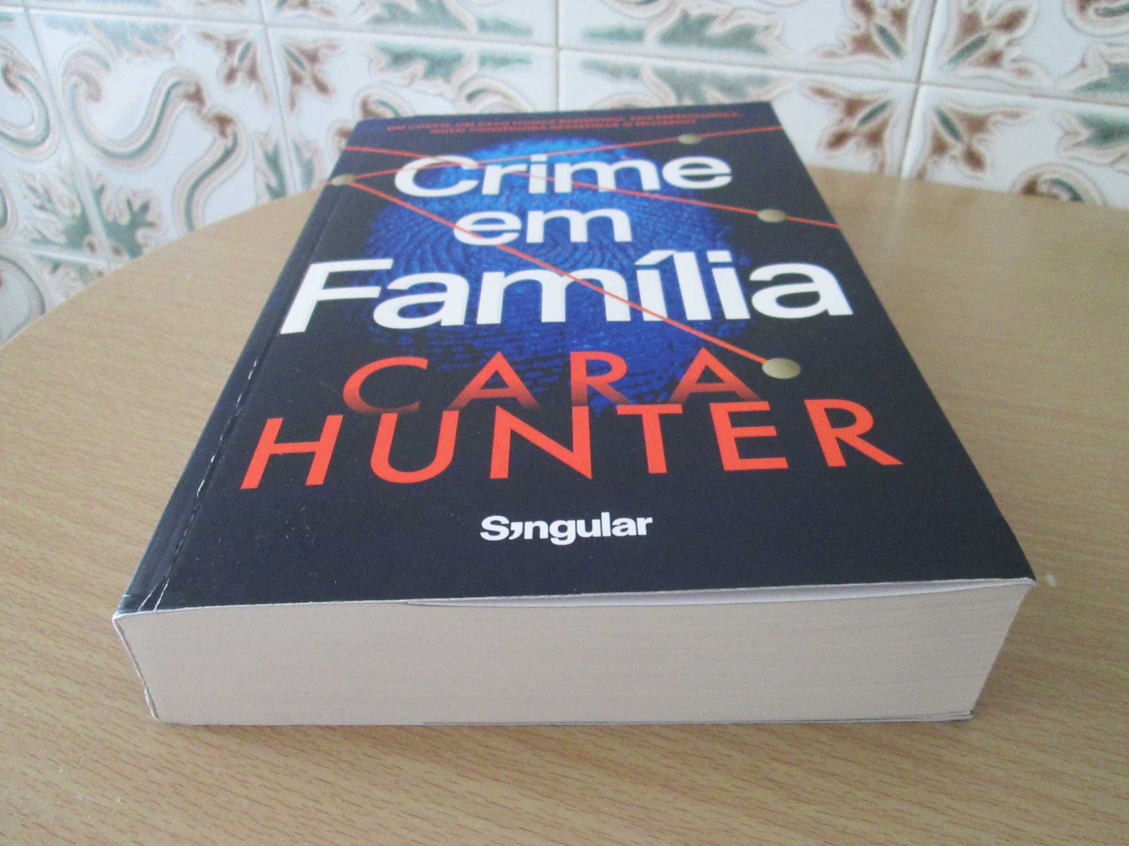 Crime em Família de Cara Hunter (Oferta portes)