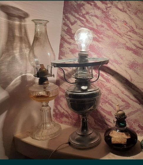Candeeiro petróleo com chaminé e electrificado garrafa vidro