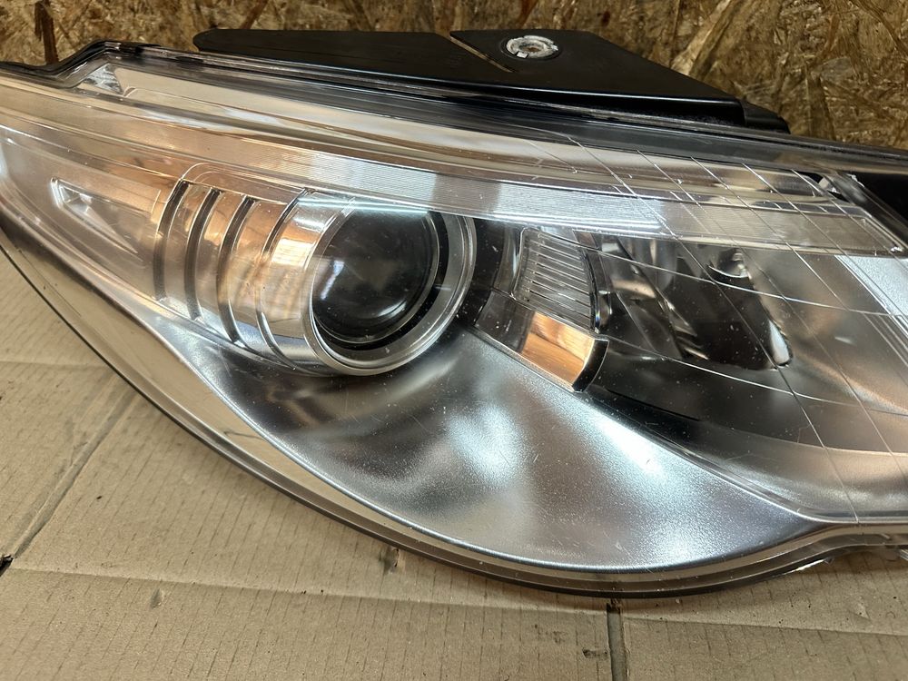 Передня права фара ксенон xenon Volkswagen Passat CC 2008-2012 дорест