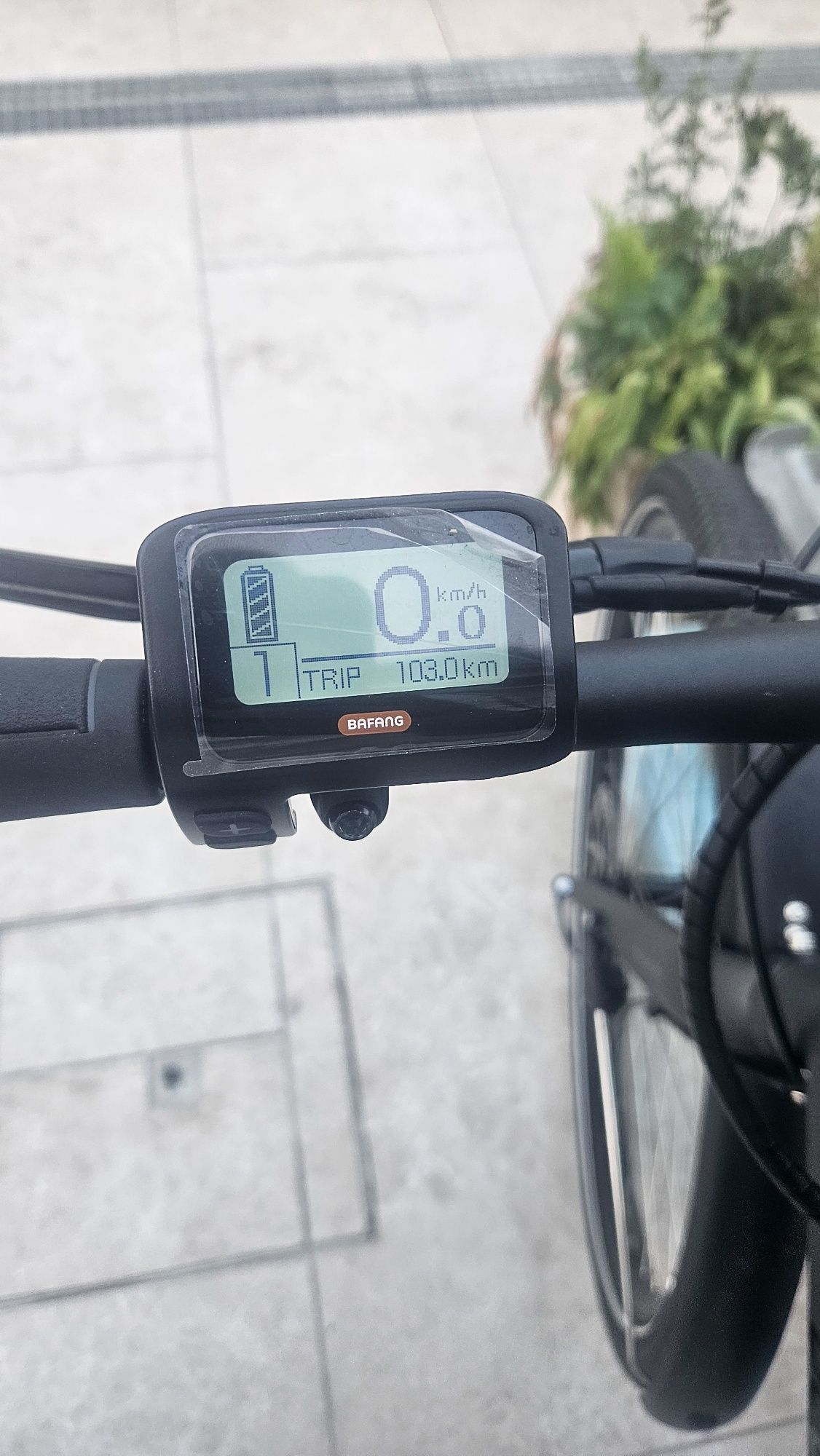 Bicicleta eléctrica beeq b400