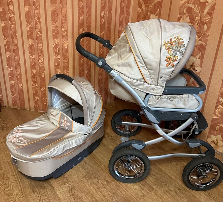 Універсальна коляска Geoby 2 в 1 в хорошому стані!