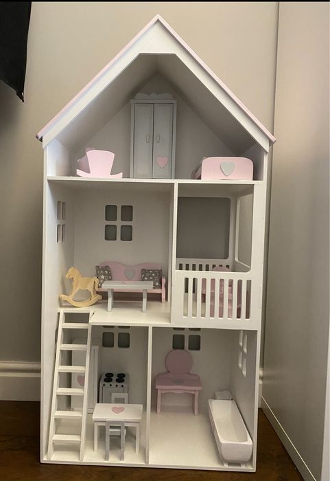 Drewniany domek dla lalek, myszek Maileg