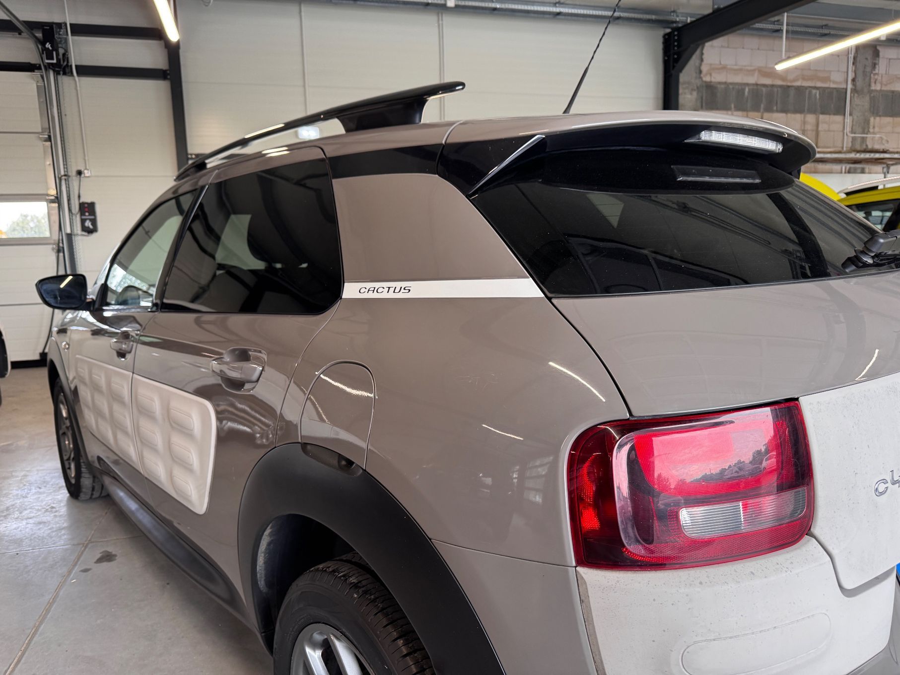 Citroën C4 Cactus 2016r*Bezwypadek*serwis*1wlasciciel*navi*kamera*org lakier*SHINE