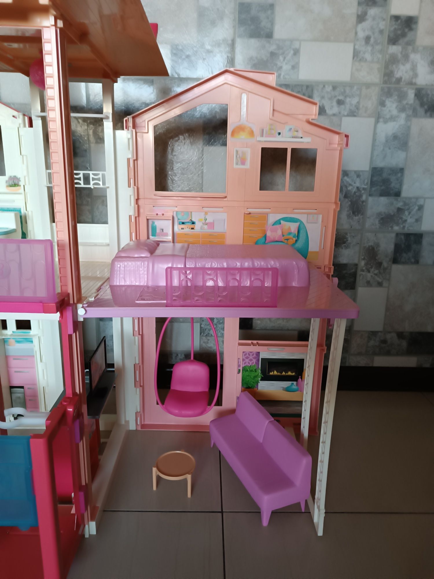 Barbie miejski domek zestaw Dly32