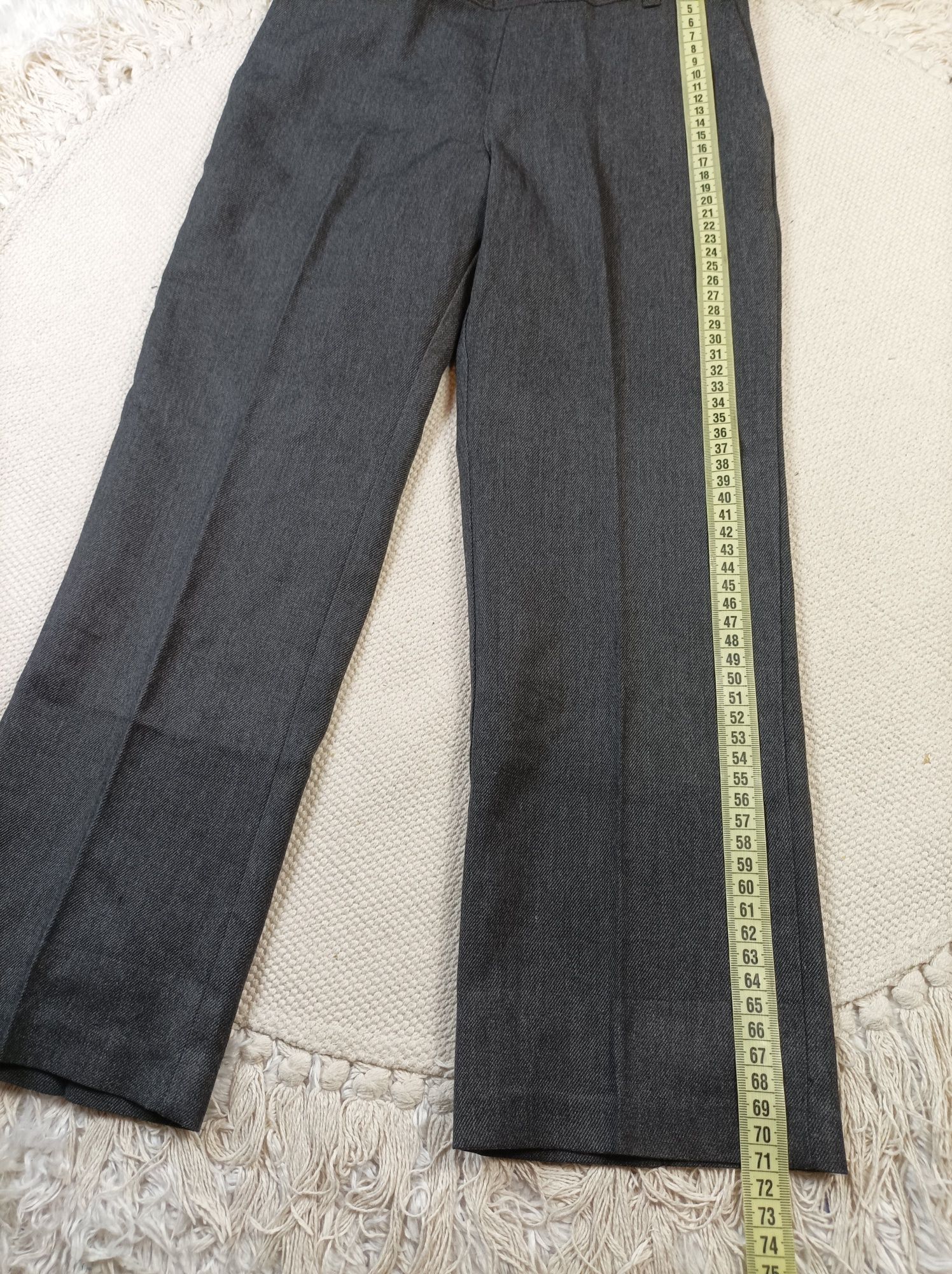 Nowe galowe spodnie na kant eleganckie 116-122