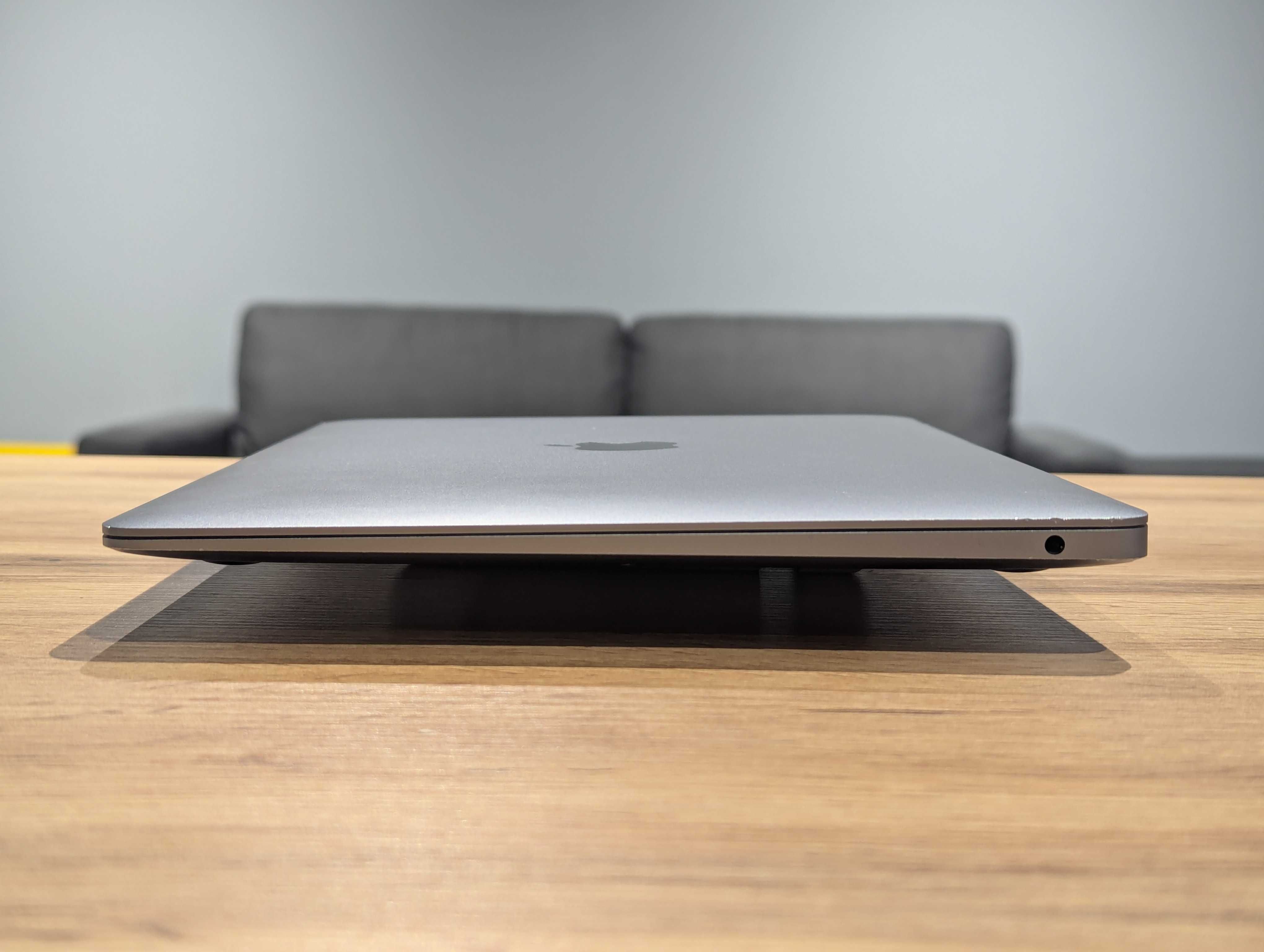 Macbook air 13 2020 m1 8/512gb