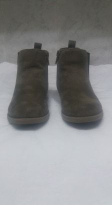 Botas de criança nº 28, marca Calçado Guimarães, como novas