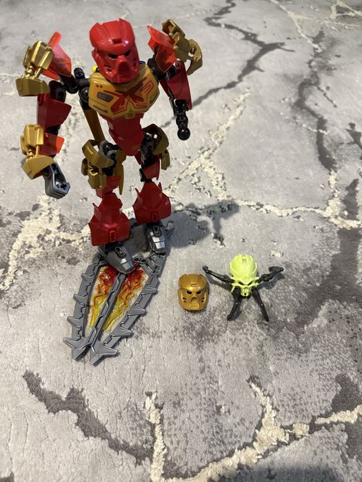 Lego Bionicle Tahu
