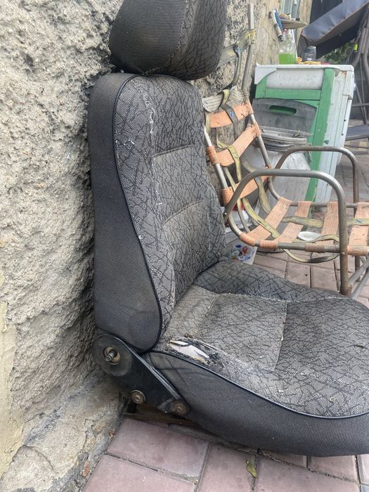 Сидіння з 8ки дешево