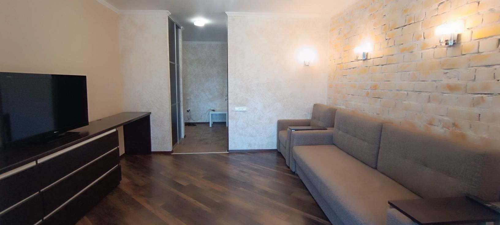 Сдам 2 к.кв.в центре,ЖК на Мечникова/Пастера