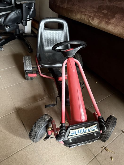 дитячий педальний карт,  веломобіль.