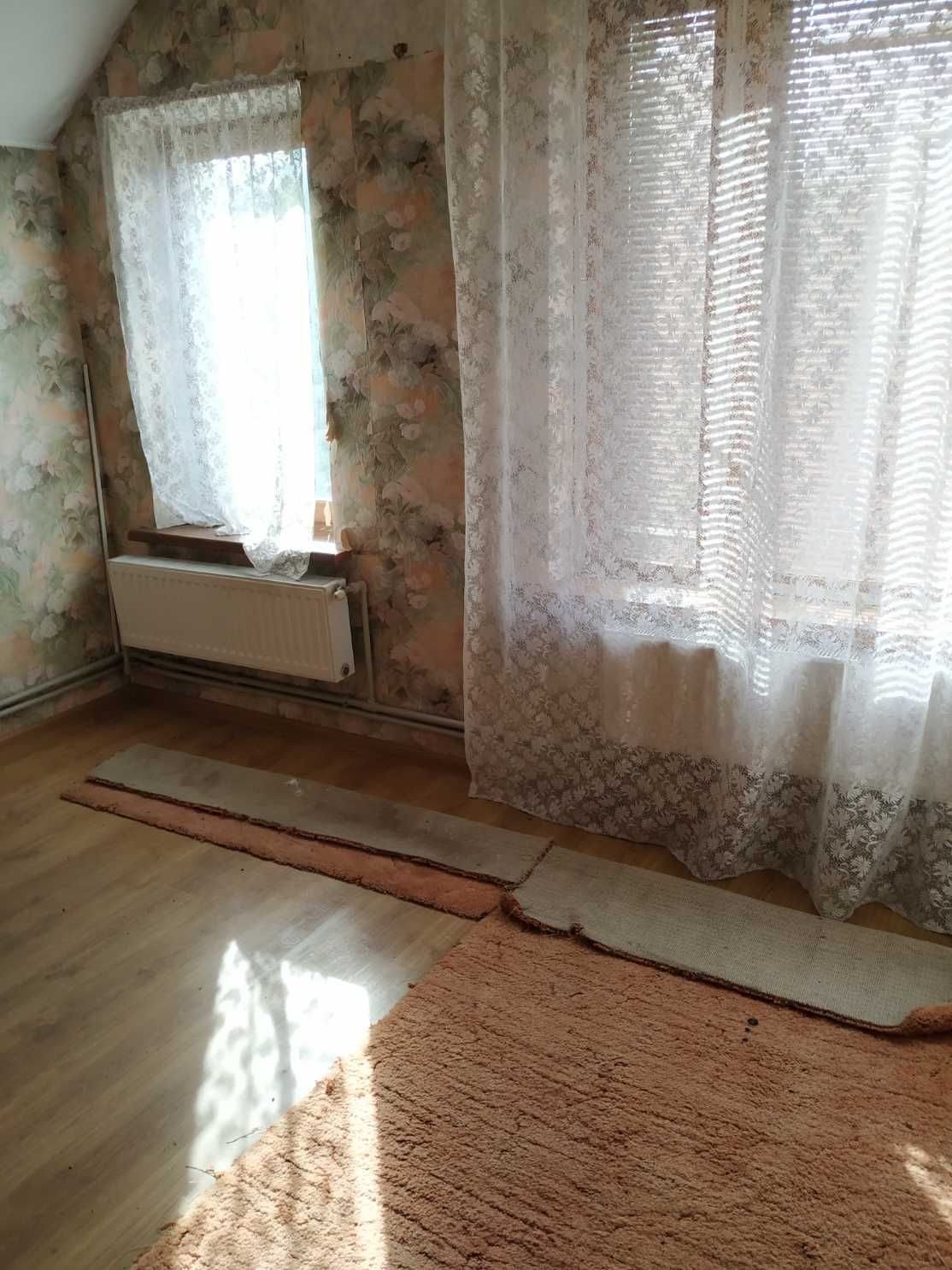 Продам будинок 2 поверхи Коротич
